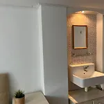Ruim Vakantiehuis Aan De Kust 7 * 에크몬드안지