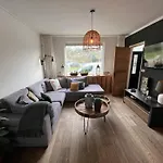 Ruim Vakantiehuis Aan De Kust 7 아파트 에크몬드안지
