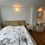 Ruim Vakantiehuis Aan De Kust 7 아파트 에크몬드안지