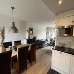 Ruim Vakantiehuis Aan De Kust 7