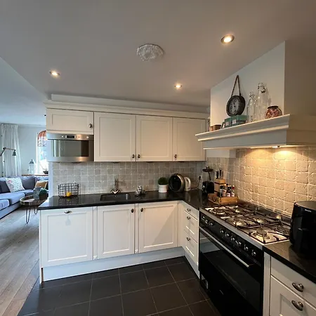Ruim Vakantiehuis Aan De Kust 7 Apartmán