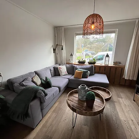Ruim Vakantiehuis Aan De Kust 7 *