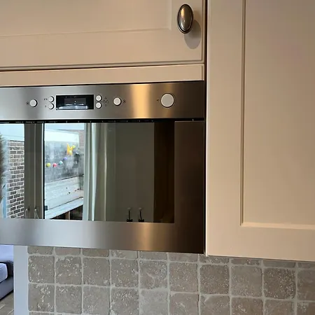 Ruim Vakantiehuis Aan De Kust 7 *