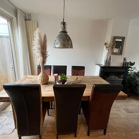 Ruim Vakantiehuis Aan De Kust 7 Apartmán *